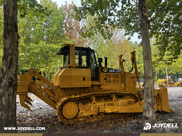 Côte d'Ivoire - 1 Unit SEM SEM822D Bulldozer