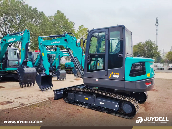 Algeria - 1 Unit SUNWARD SWE60F-3 Excavator & 1 HELI CPCD120 Forklift