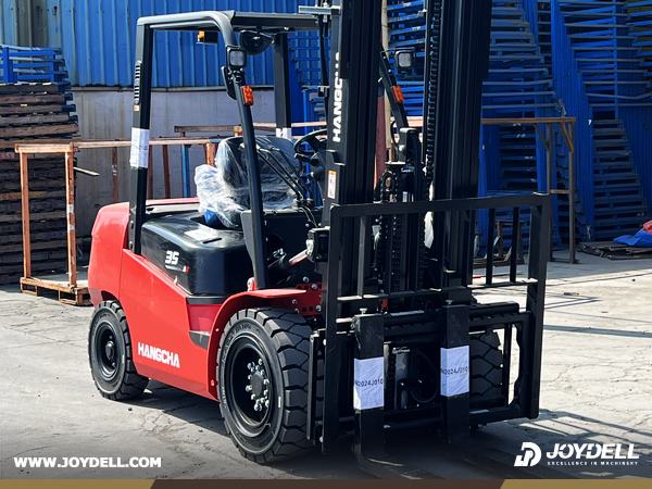 El Salvador - 1 Unit SHANTUI SRD04 Road Roller & 1 HANGCHA CPCD35 Forklift