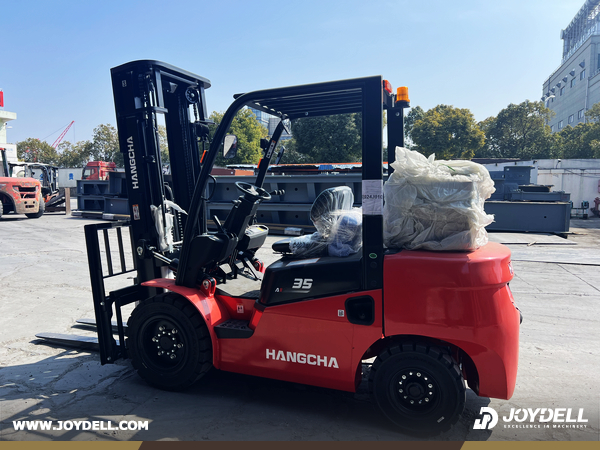 El Salvador - 1 Unit SHANTUI SRD04 Road Roller & 1 HANGCHA CPCD35 Forklift