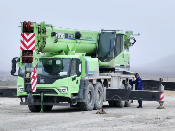 XCMG’s XCT100G5-1HEV Hybrid Crane Makes a Strong Debut