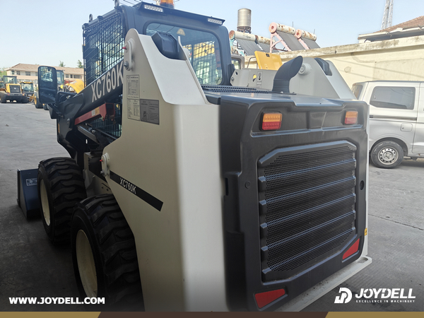 Armenia - 1 Unit XCMG XC760K Skid Steer Loader