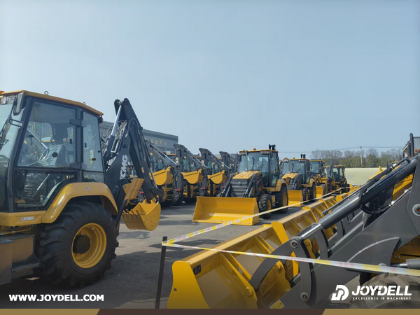 Turkey Clients Visited XCMG Factory