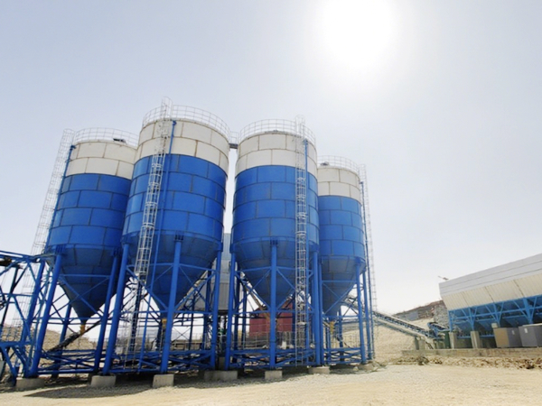 SHANTUI E5L-180 Mixing Plants Support Road Construction in Angola